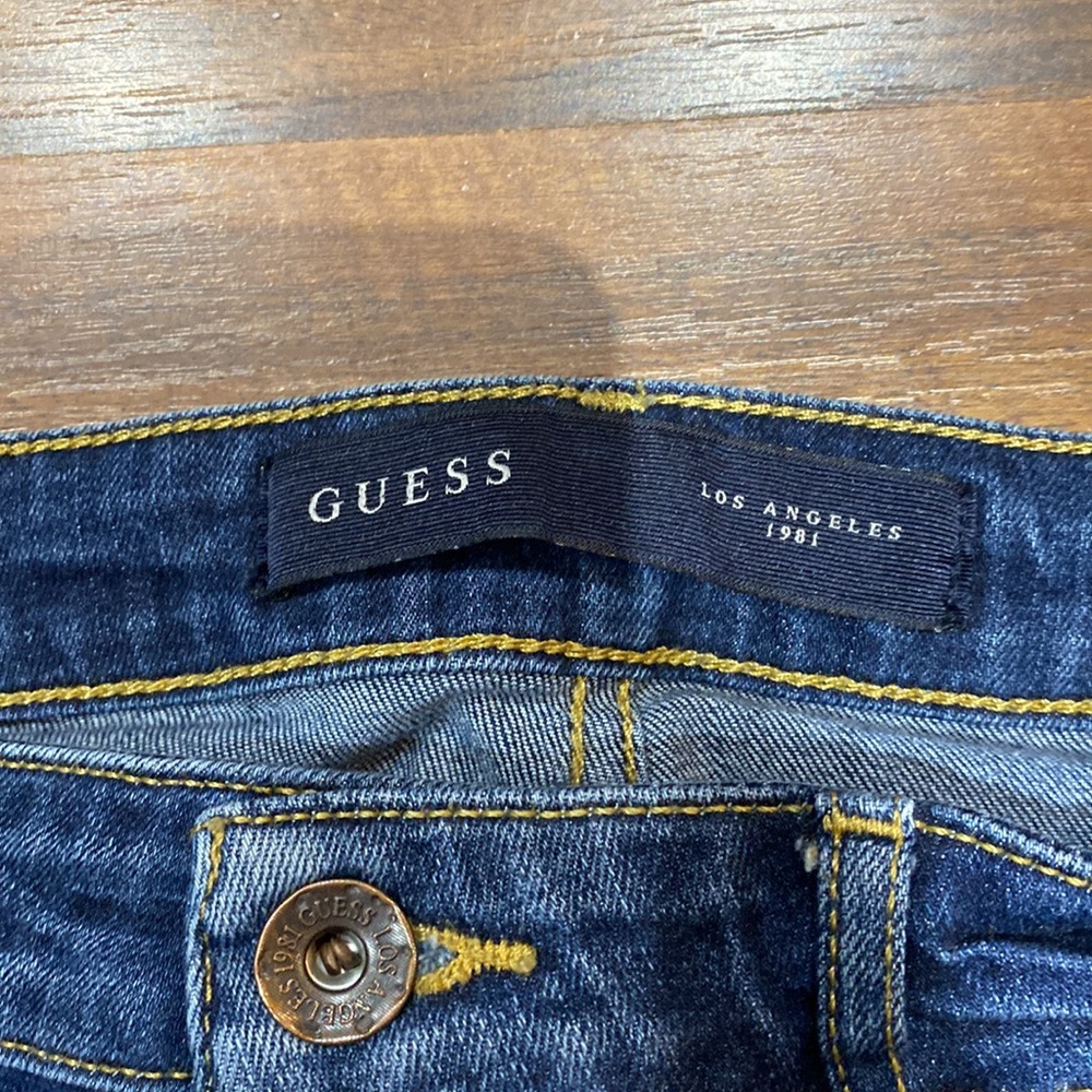 Guess jeans - Picture 3 of 9